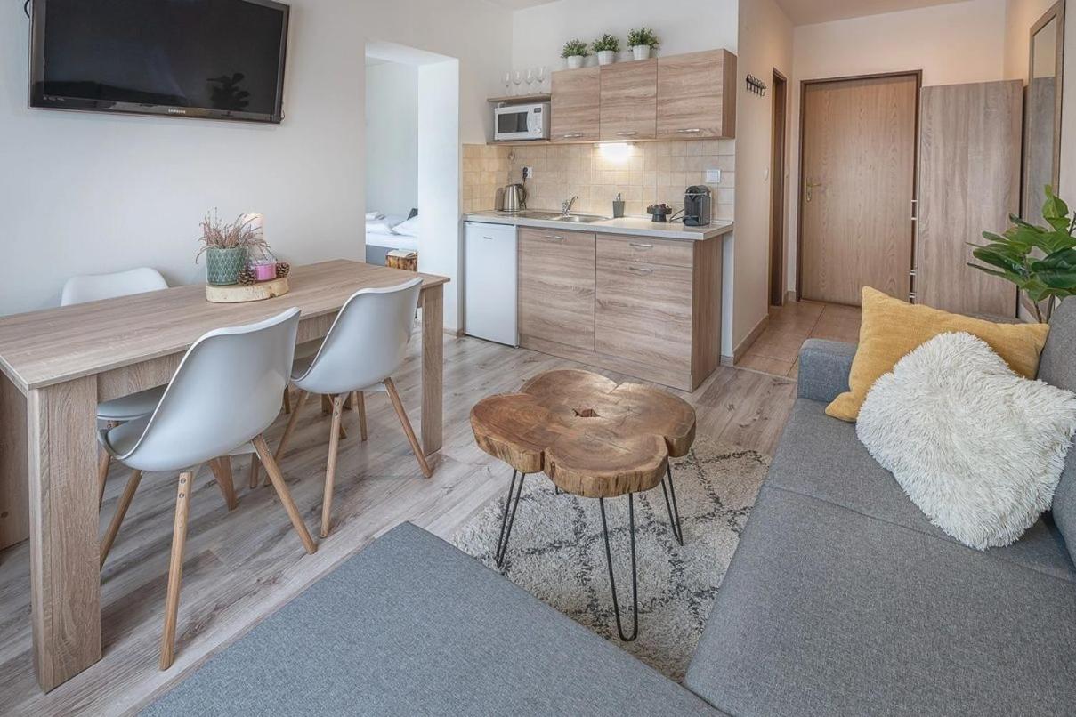 Apartmány MINATA Liptovsky Mikulas Exterior foto